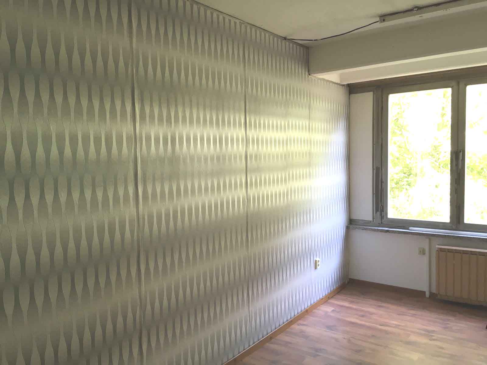 Renovieren: Tapete in einem Zimmer tapezieren - Berlin Pankos