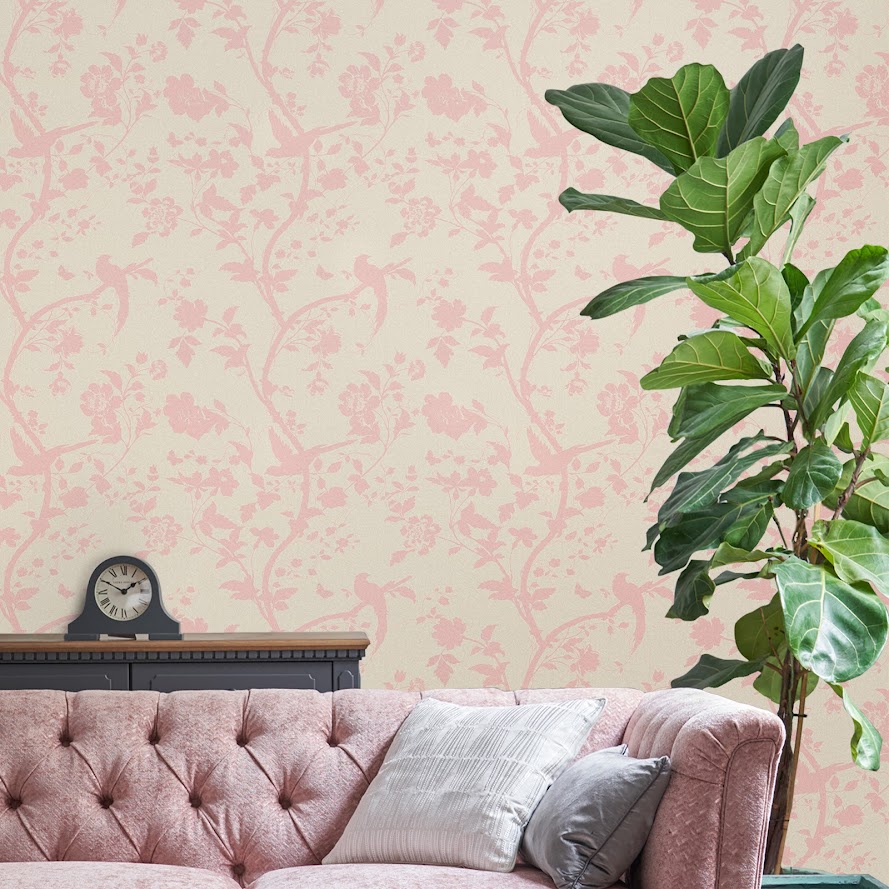 Laura Ashley Tapete Muster wie ein orientalischer Garten aus England im Wohnzimmer