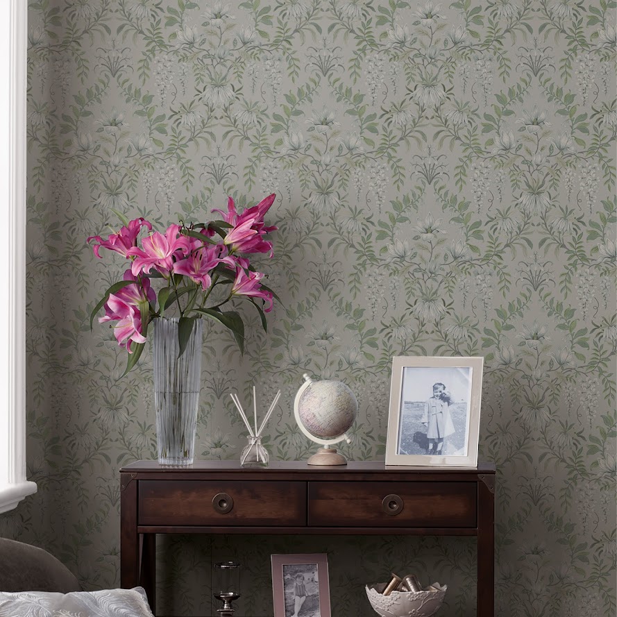 Laura Ashley romantisches Tapeten Design mit Blumen und Blüten aus England im Wohnzimmer